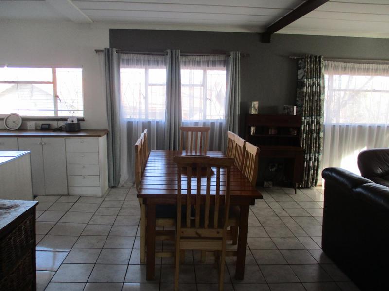 5 Bedroom Property for Sale in Uitsig Free State